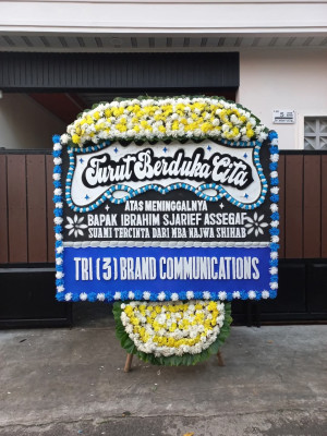 Papan Bunga Duka di Lemahabang